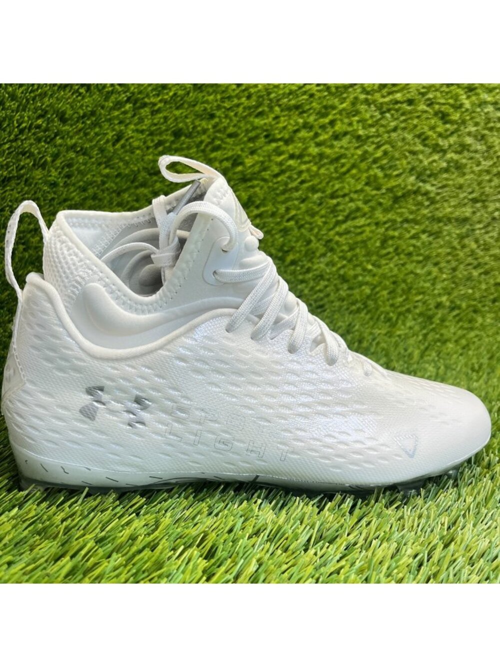 Under Armour Spotlight Lux MC 2.0 Mens Size 8 White Running Football Cleats